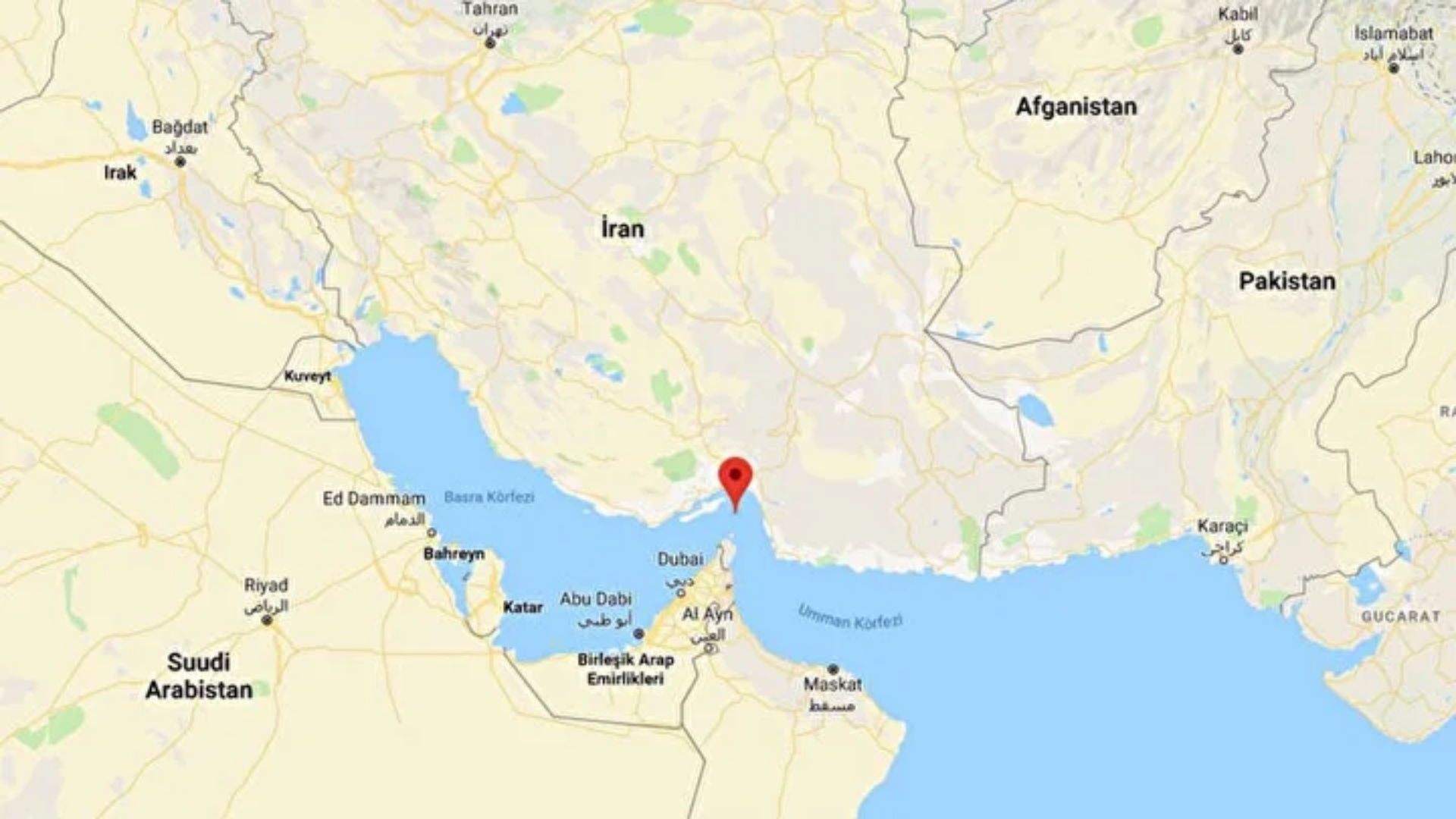 Hürmüz Boğazı Gerilimi Tırmanıyor: İran’dan Sert Uyarı