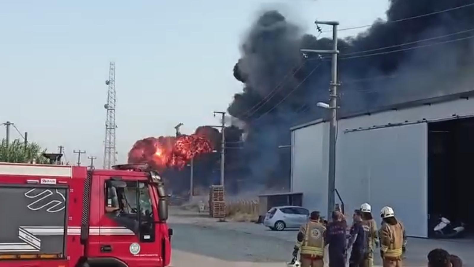 Salihli Küçük Sanayi Sitesi’nde Gaz Dolum Tesisinde Yangın