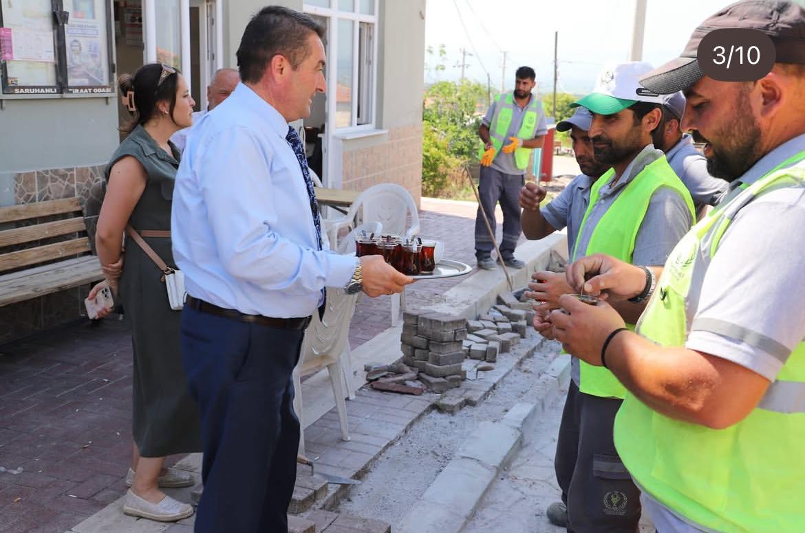 Saruhanlı Belediye Başkanı Ekrem Cıllı Üzüm Serme Makinesinde Yaralandı
