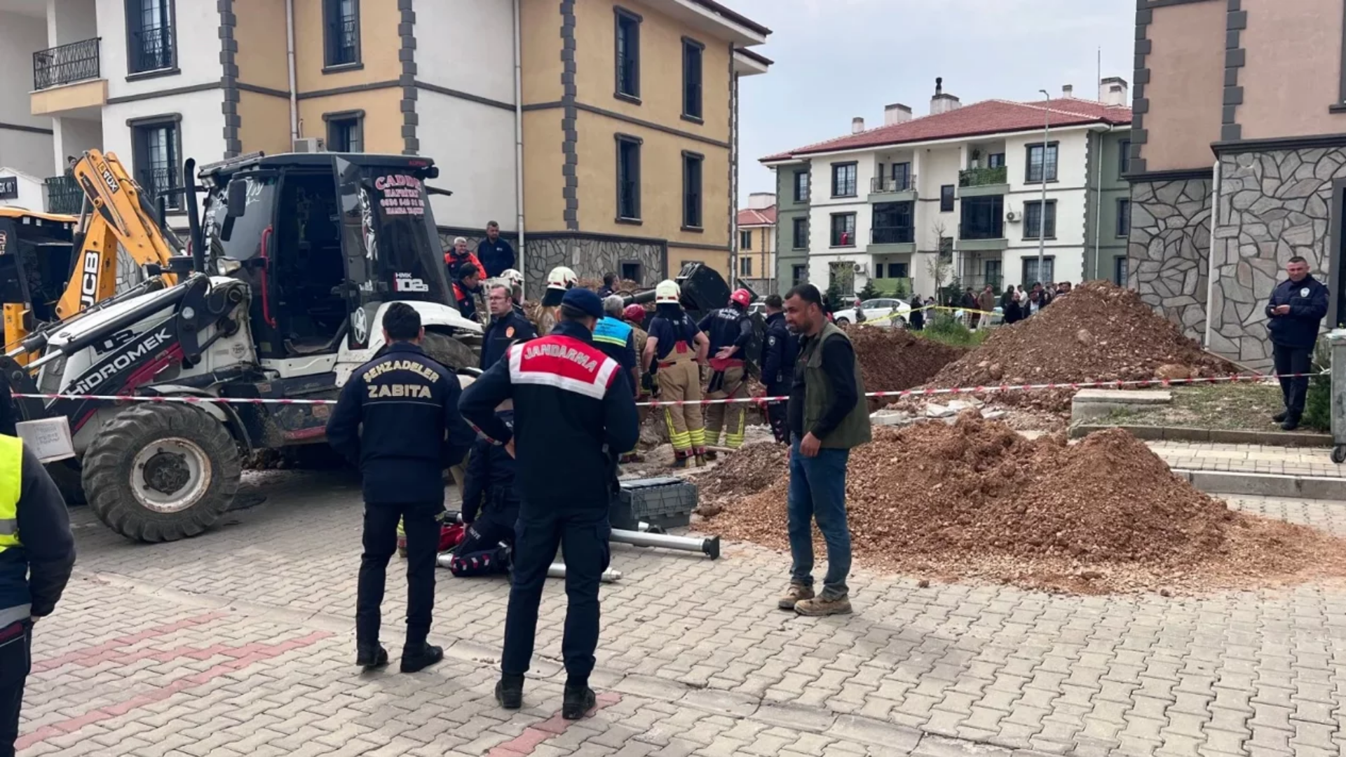 Manisa’da altyapı çalışmasında acı olay: Göçükte işçi hayatını kaybetti