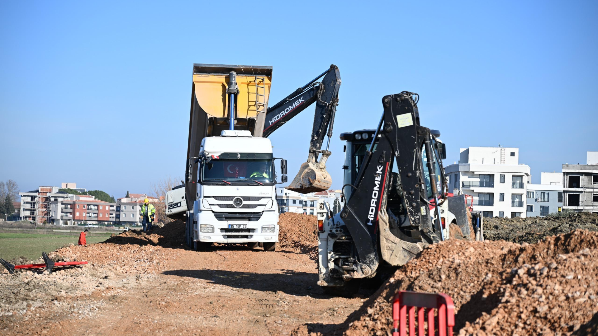 Manisa’da altyapı atağı: Akgedik TOKİ’de su sorunu için dev adım